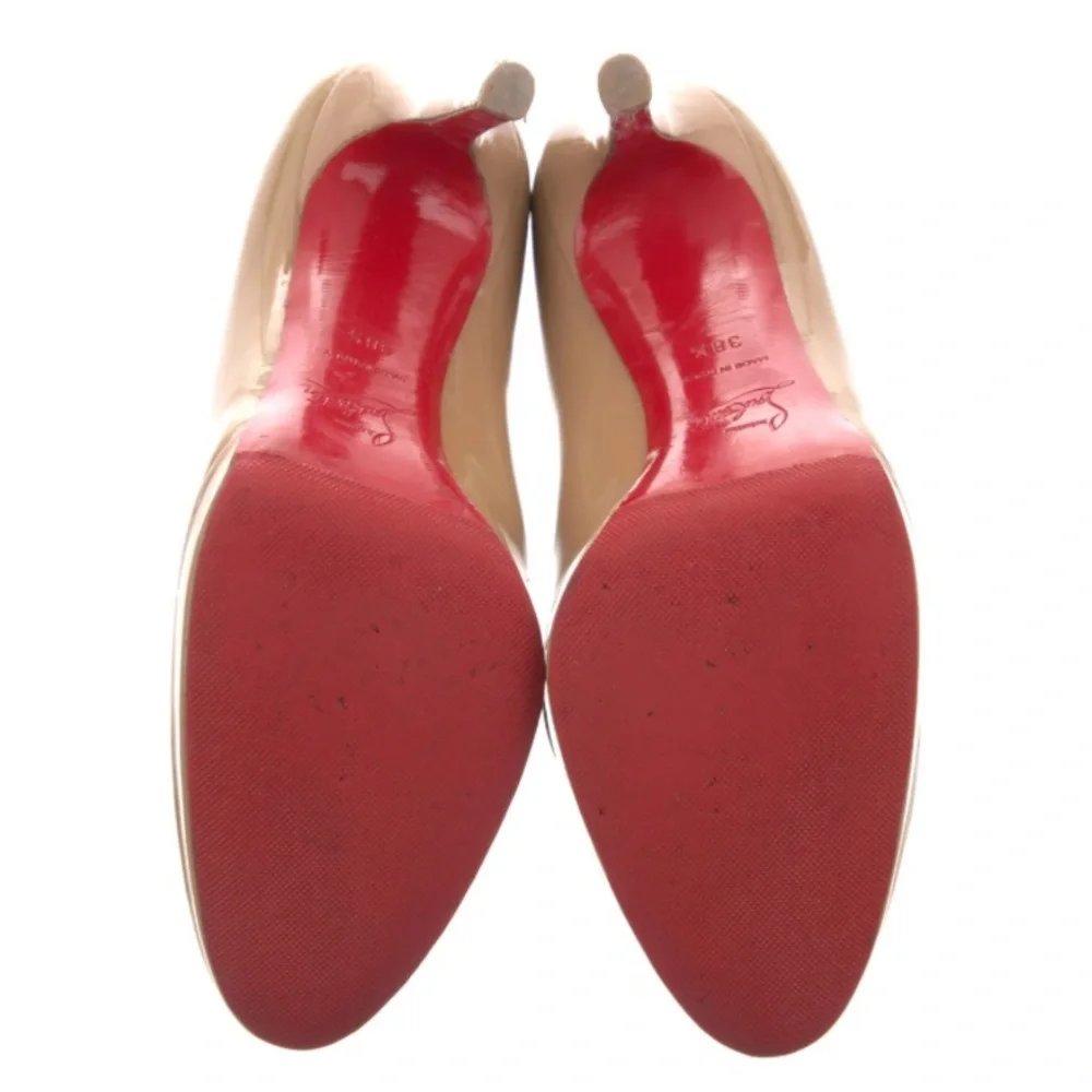 CHRISTIAN LOUBOUTIN
Patent Leather Pumps - Picture 2 of 6